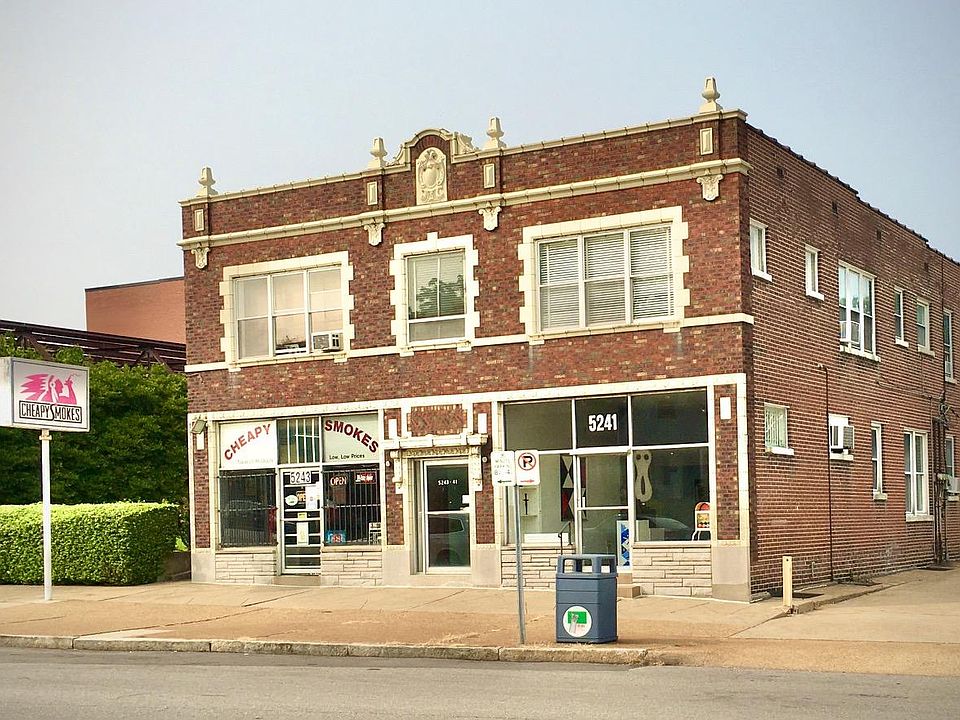 Street Scene (vacant apartment on right side)