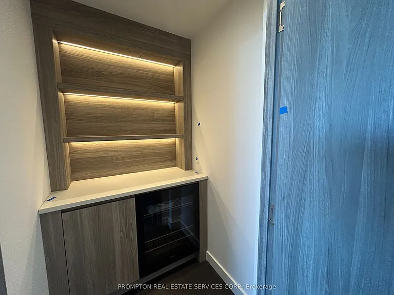 75 Billes Hts #2102 — Photo 10