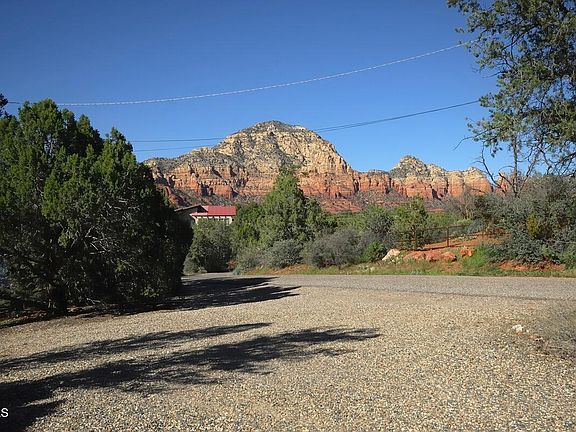 2nd image of 165 Table Top Road