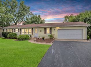 2N643 Diane Ave, Glen Ellyn, IL 60137