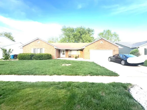 1808 Hunter Ridge Dr, Springfield, IL 62704