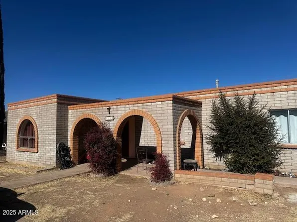2230 E 12TH Street, Douglas, AZ 85607