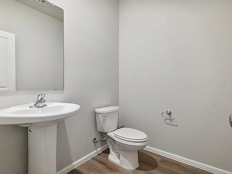 422 Wydown Dr — Photo 11