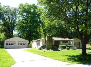 12810 E 12th St, Grandview, MO 64030