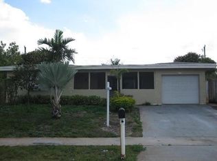 2136 SW 14th St, Delray Beach, FL 33445
