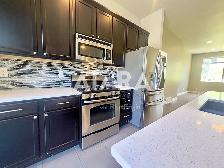 7533 S Vinci Pl — Photo 15