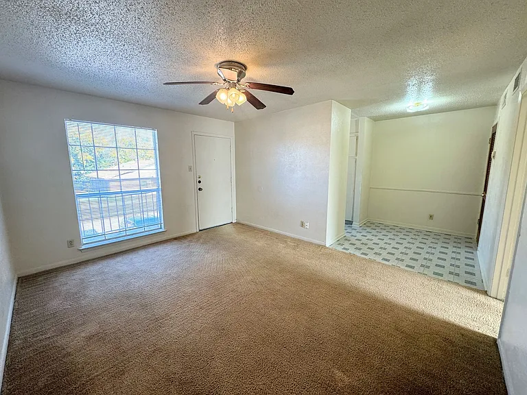 224 Hold Street — Photo 14