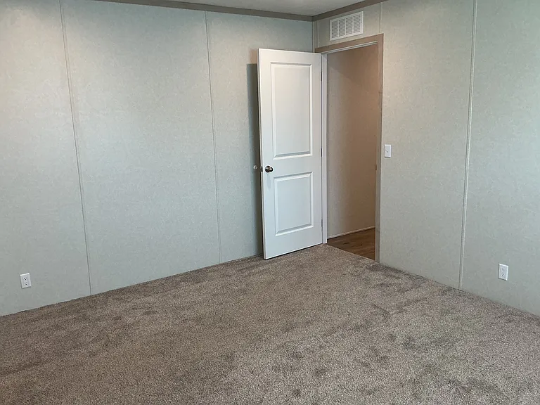 2754 Pear St #128 — Photo 8