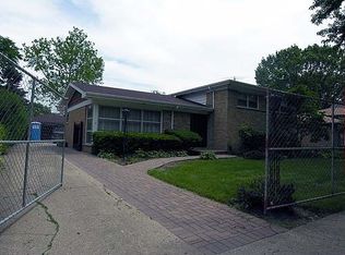 436 Locust Rd, Wilmette, IL 60091