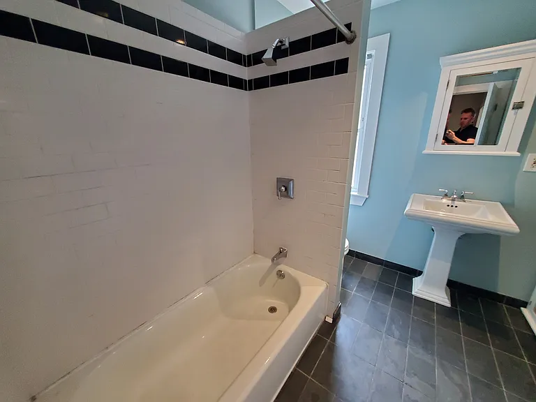 22 Eastburn St — Photo 15