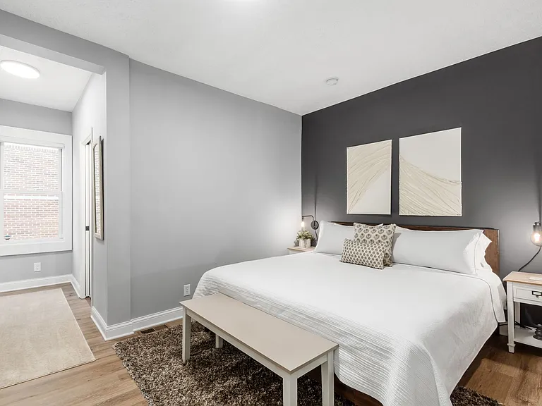 853 Summit St — Photo 12