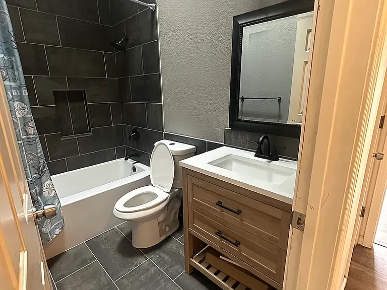 617 Renee Ct — Photo 10