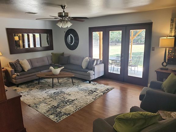 Comfortable Relaxing Furnishings