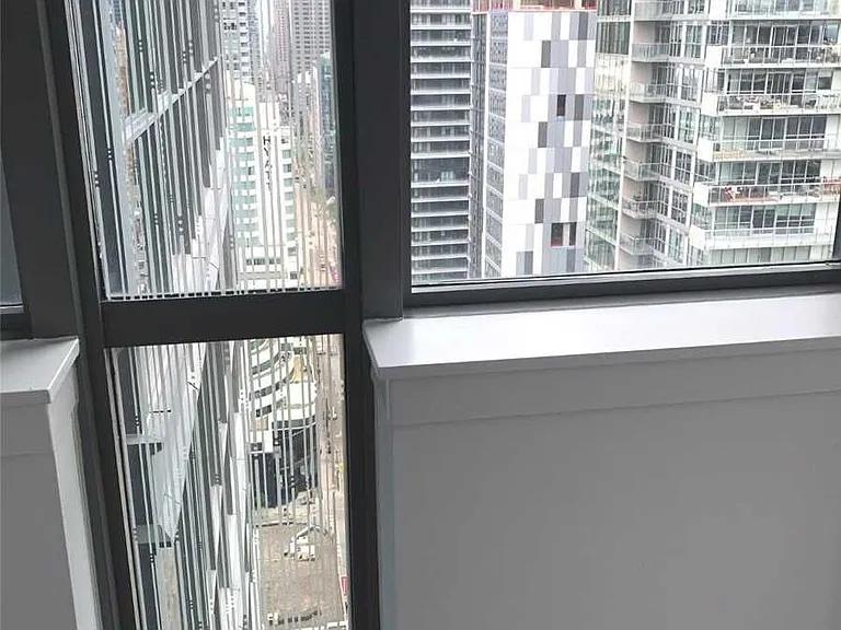 8 Charlotte St #2507 — Photo 12