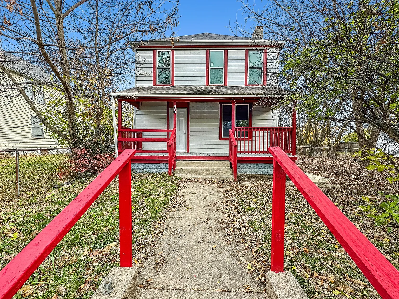 212 S Wheatland Ave photo 1