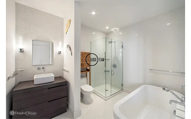 Rented by Douglas Elliman | media 15