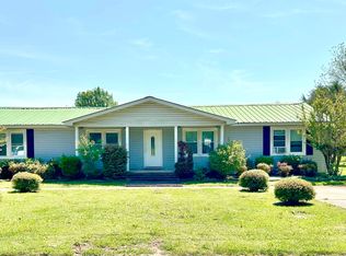 1224 Decatur St, Tuscumbia, AL 35674