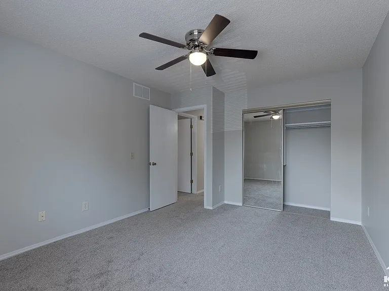 1321 N Sheridan St — Photo 16