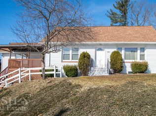 1682 Fox Hollow Rd, Williamsport, PA 17701