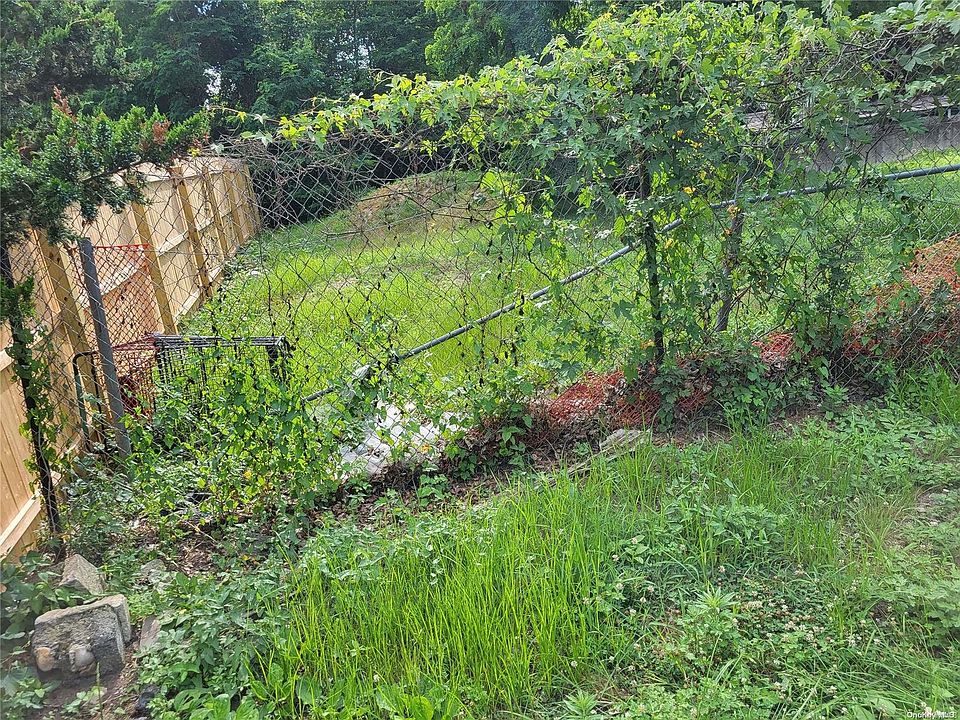 1st image of 0 Pineaire Drive