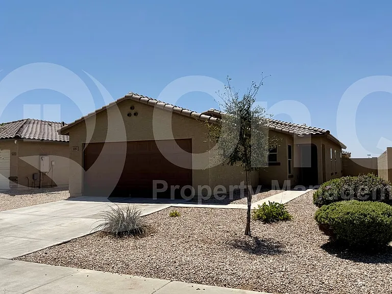 1081 W Palo Verde Ave — Photo 2
