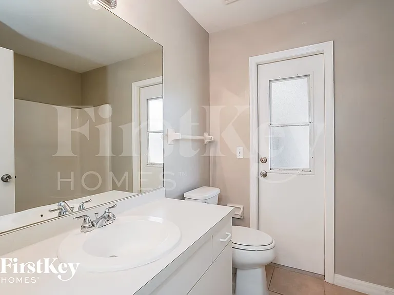 8381 Bahamas Rd — Photo 14