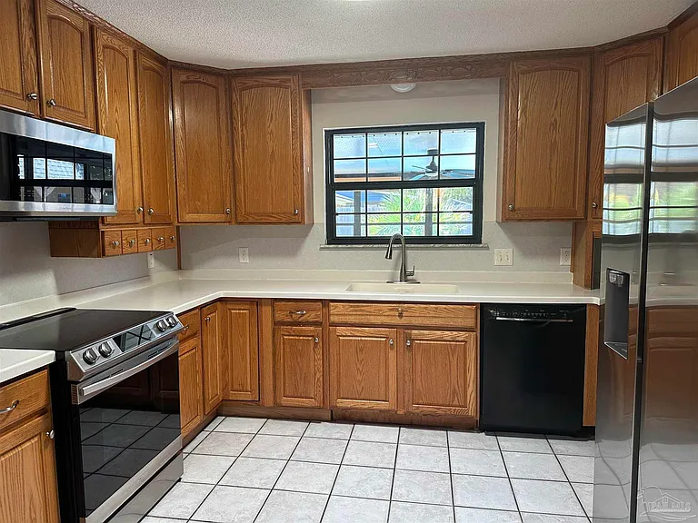 518 Chanterelle Ct — Photo 7
