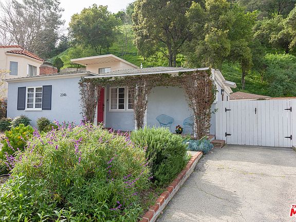 2nd image of 2346 E Glenoaks Blvd