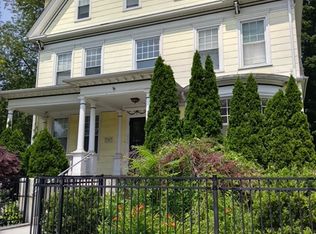 908 Main St #3R, Worcester, MA 01610