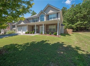 6097 Redtop Loop, Fairburn, GA 30213