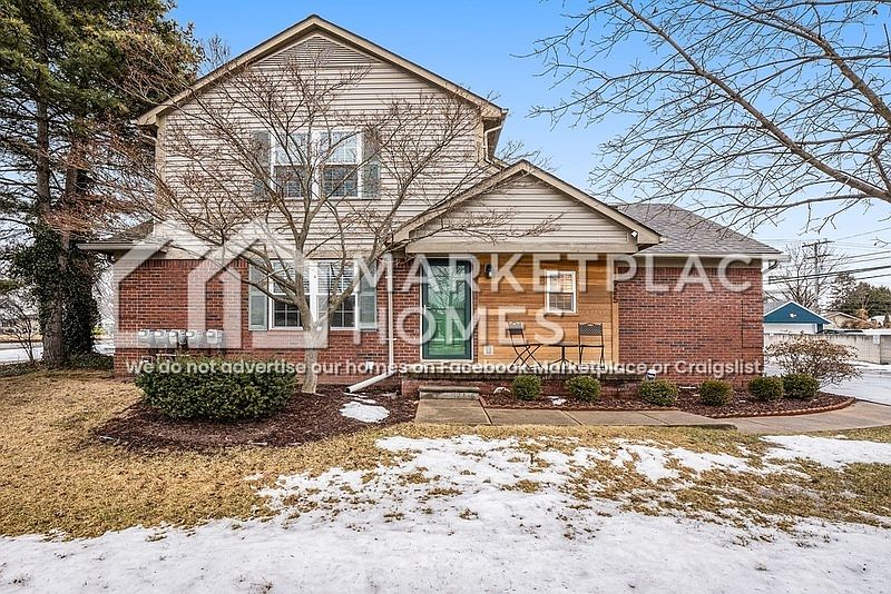 1st image of 1925 Dorchester Ct