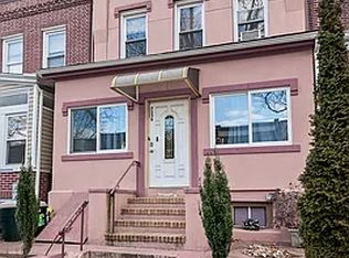 7139 68th St, Ridgewood, NY 11385