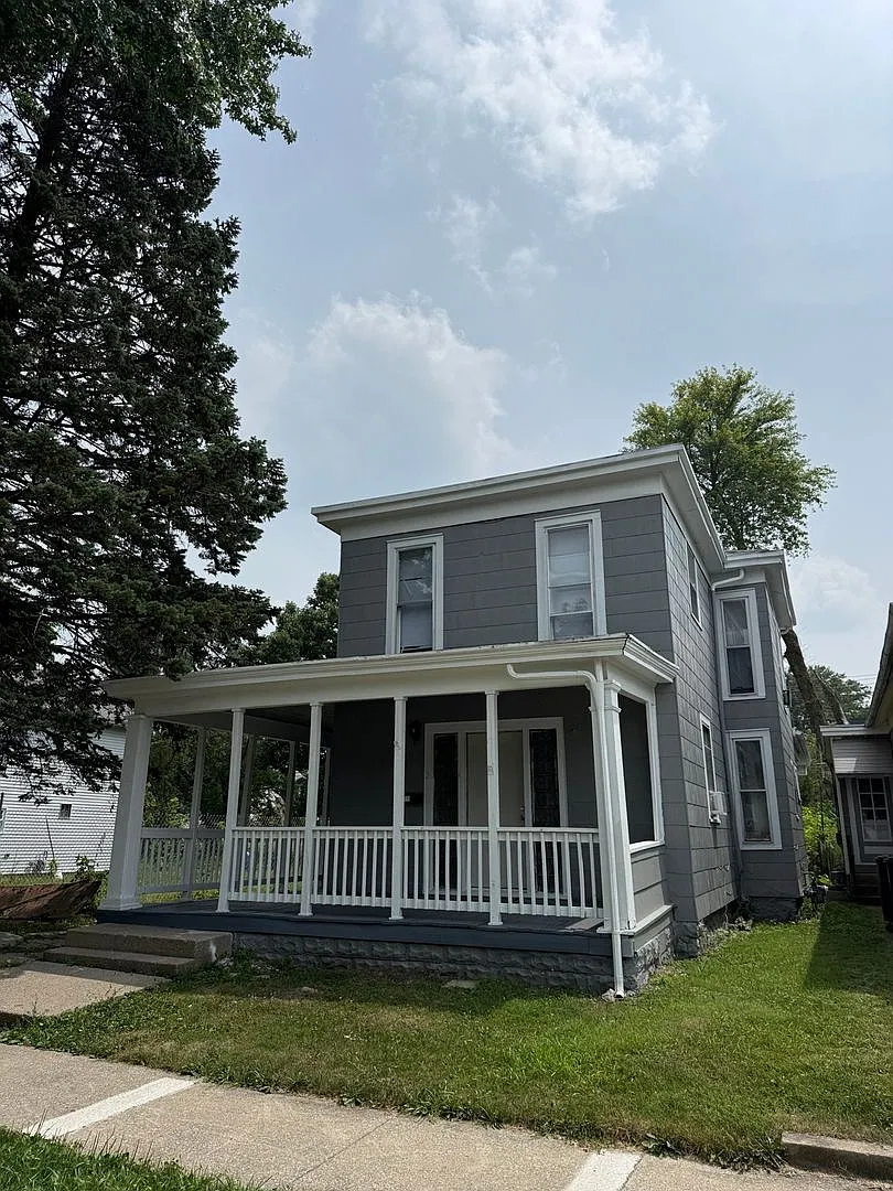 227 W Williams St — Photo 1