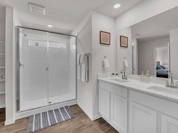 4th image of 13804 Bothwell Pl