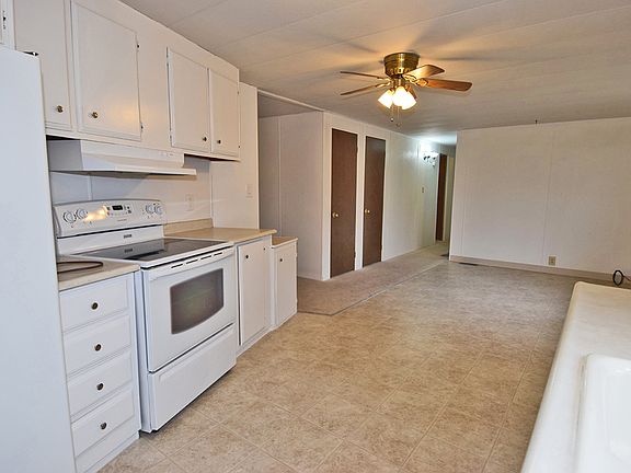 5th image of 11316 NE 28th St Unit 10
