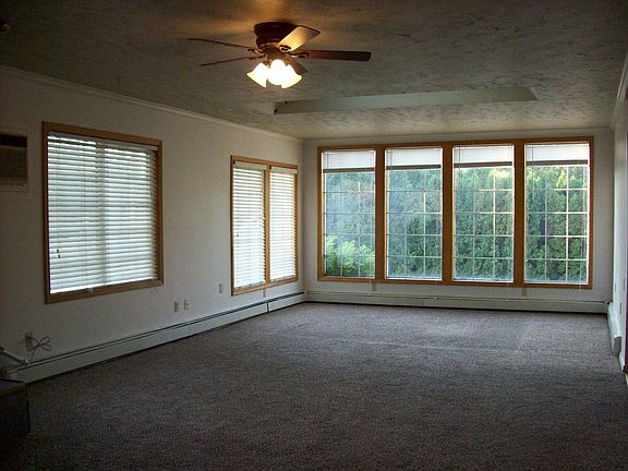 5th image of 2608 E Girard Pl