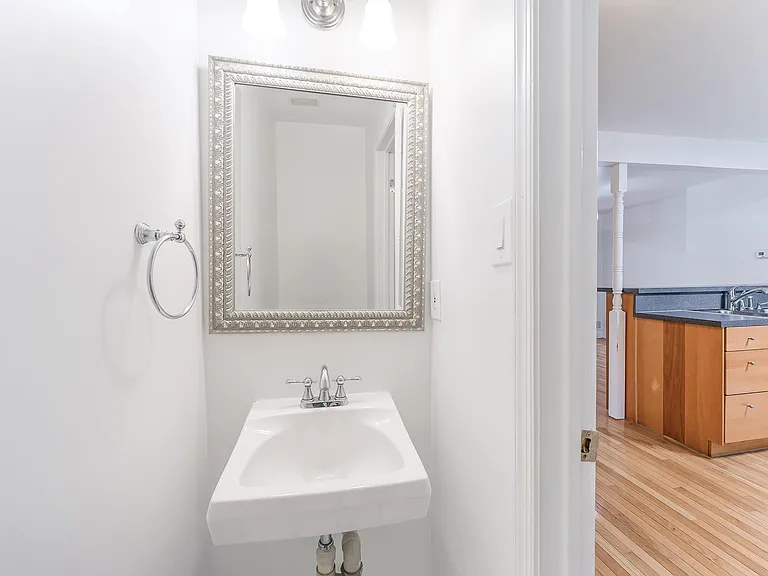 2331 Harleyford Ct — Photo 5