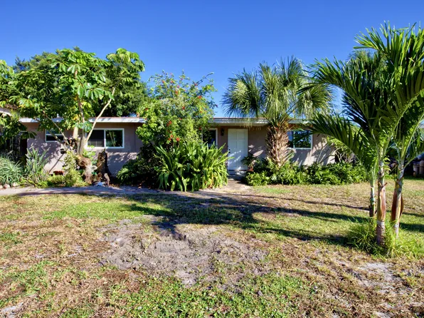 204 Osage Dr, Indian Harbour Beach, FL 32937