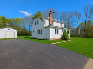 1932 Joshuas Path, Central Islip, NY 11722