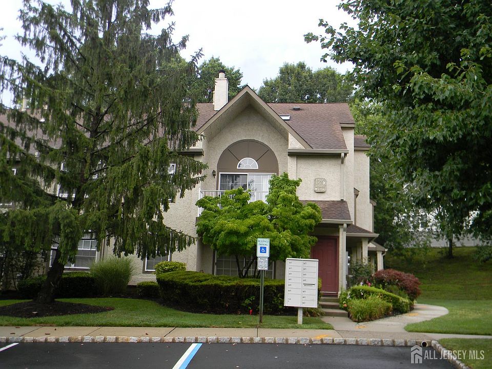 1st image of 2706 Commons At Kingswood Dr