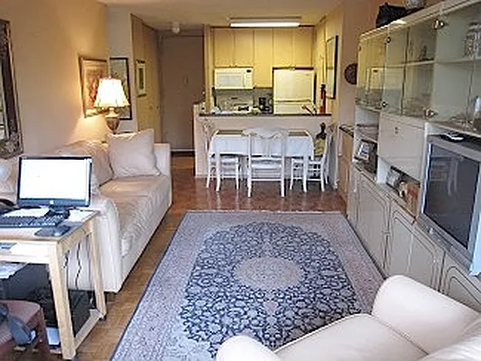 Sold by Newell and Assoc. | media 18