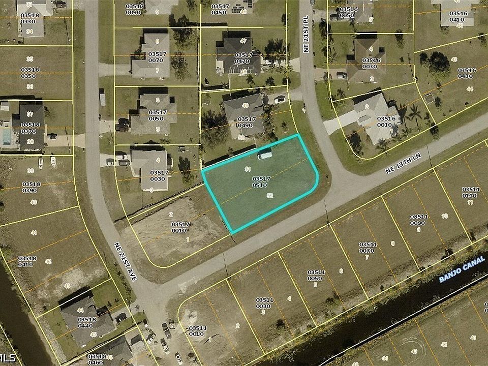 2nd image of 1308 NE 21st Pl
