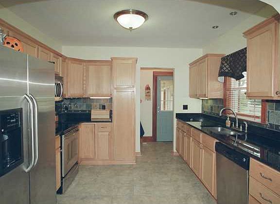 4th image of 5799 NE Castle Hwy