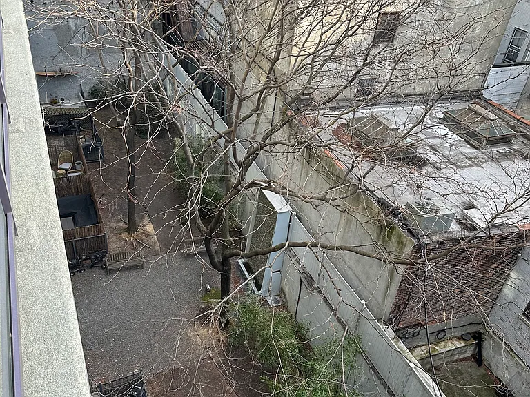350 W 53rd St #5B — Photo 3