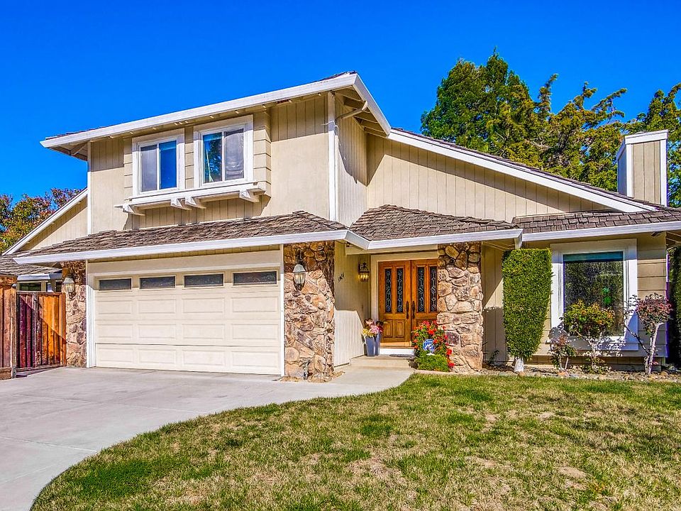 1st image of 10424/426 Alicia Ct