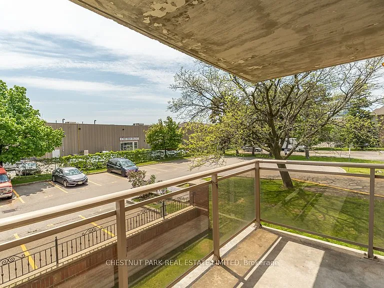 1060 Caven St #202 — Photo 22