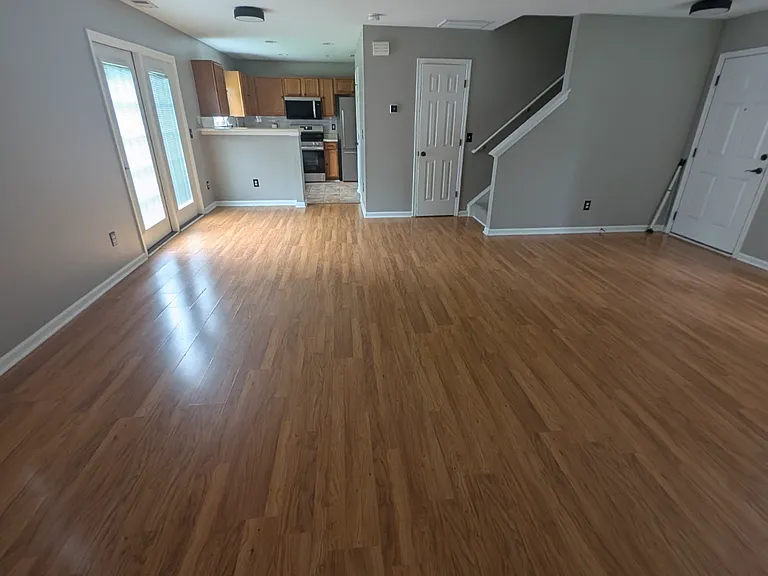 5900 Rivercliff Ct — Photo 3