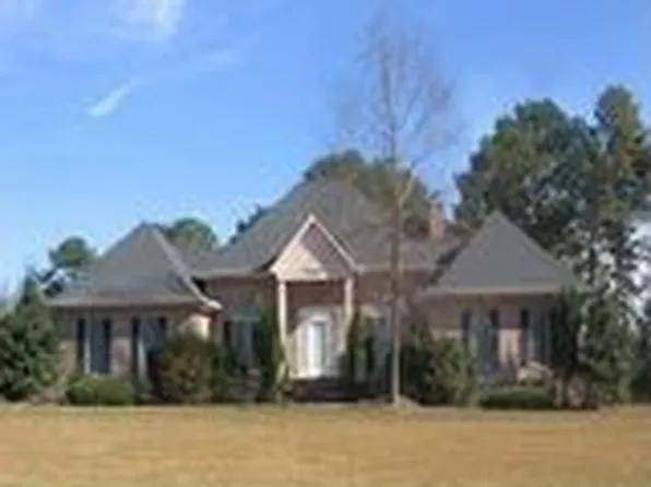525 Smith Rd, Hull, GA 30646