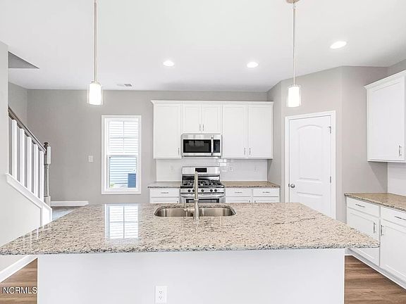 3rd image of 2682 Longleaf Pine Circle
