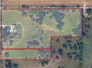 12703 N Robinhood Ln, Kansas City, MO 64164